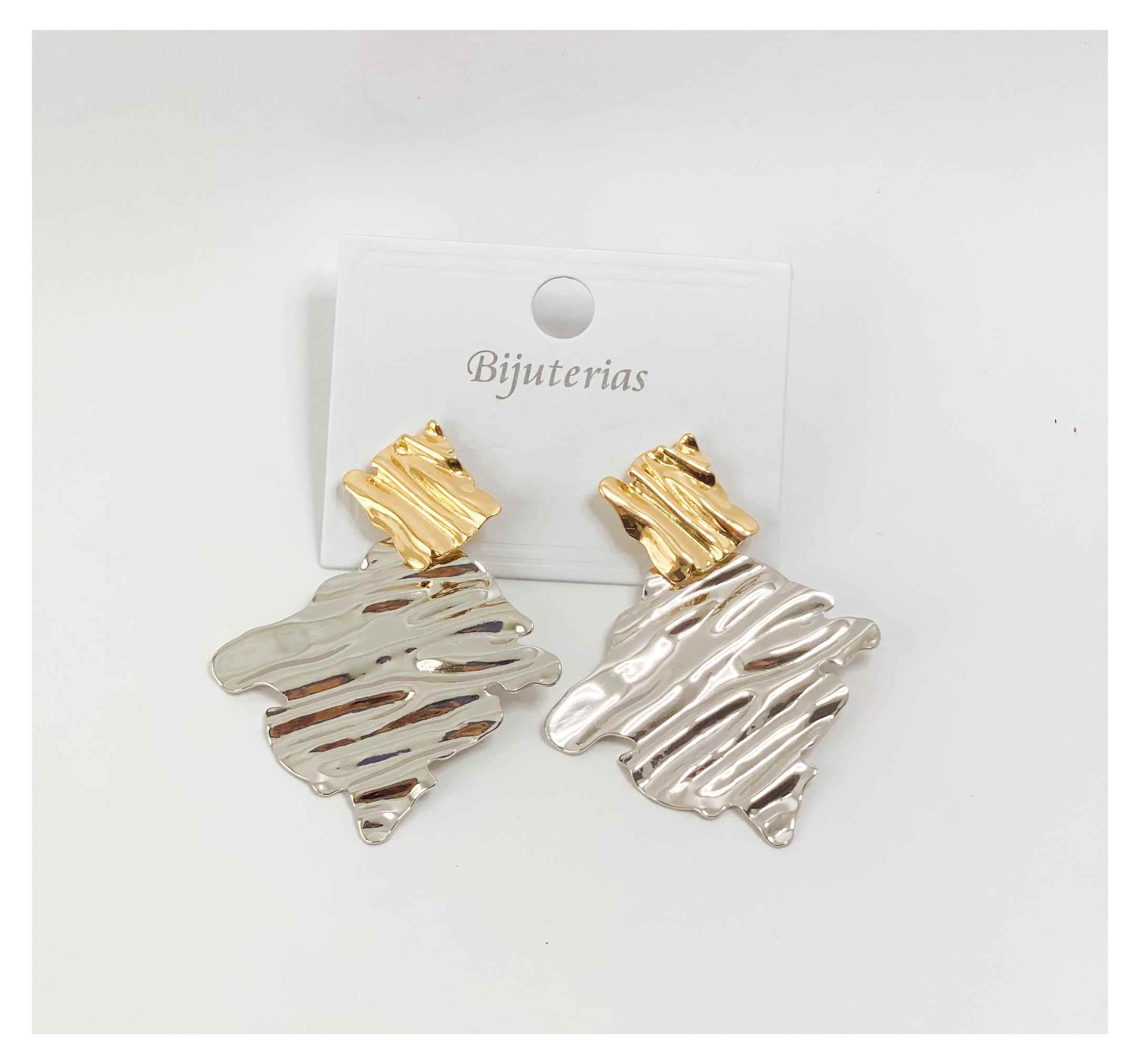 BRINCO QUADRADO ORG�NICO